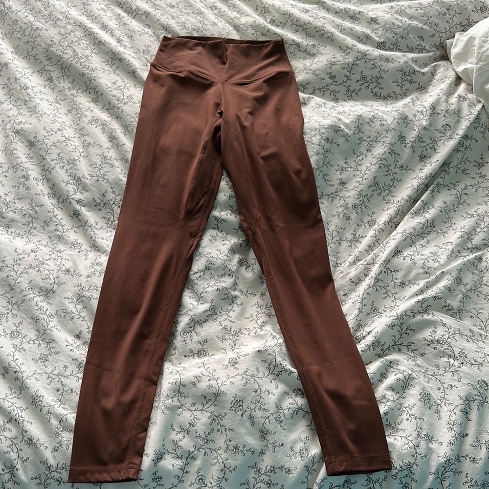 Balance atheltica cloud pant size small🤎